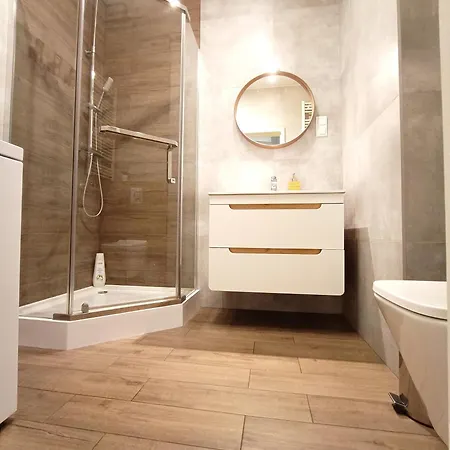 Alfahome Kopcinskiego Parking Appartement
