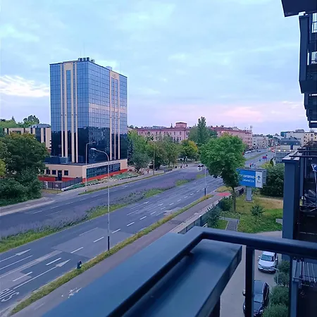 公寓 Alfahome Kopcinskiego 罗兹